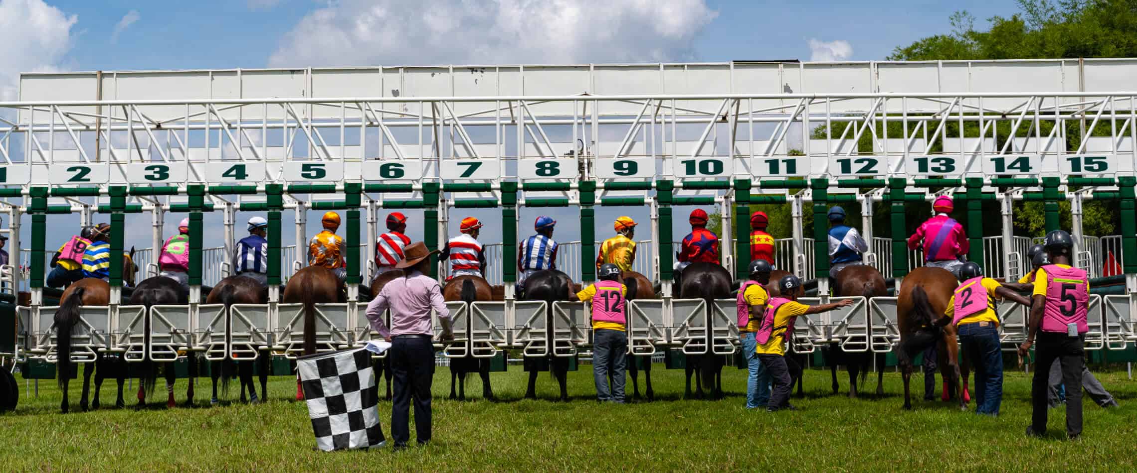 Advertise With Us 1 sponsor race img 1
